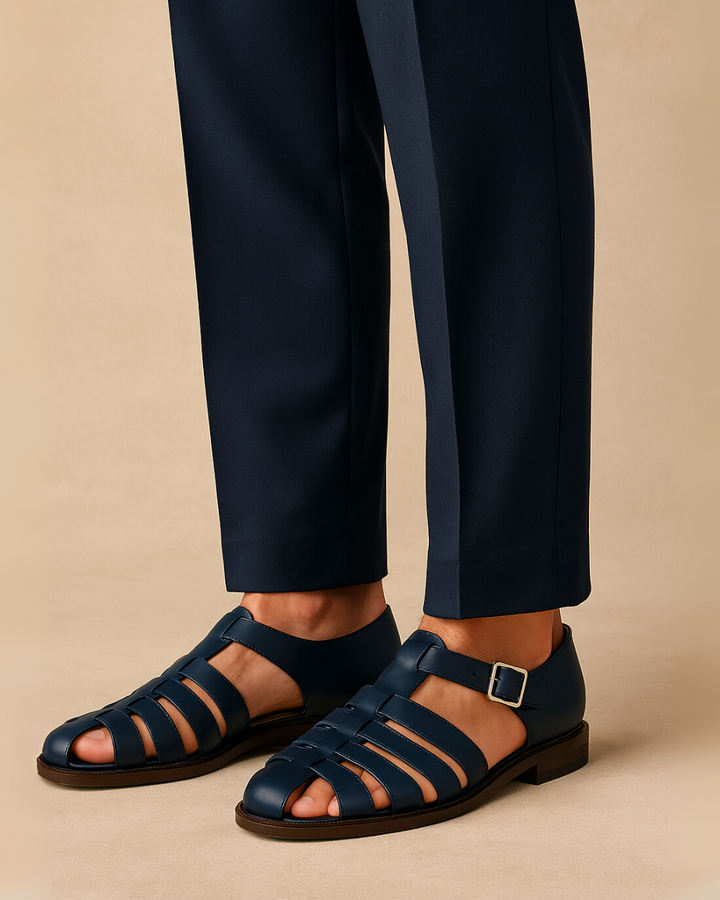 Grazio - Closed-toe sandal with strap