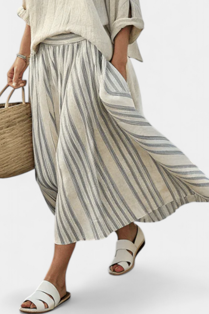 Daisy casual outfit with oversized blouse and striped bamboo linen midi skirt for an elegant, comfortable style