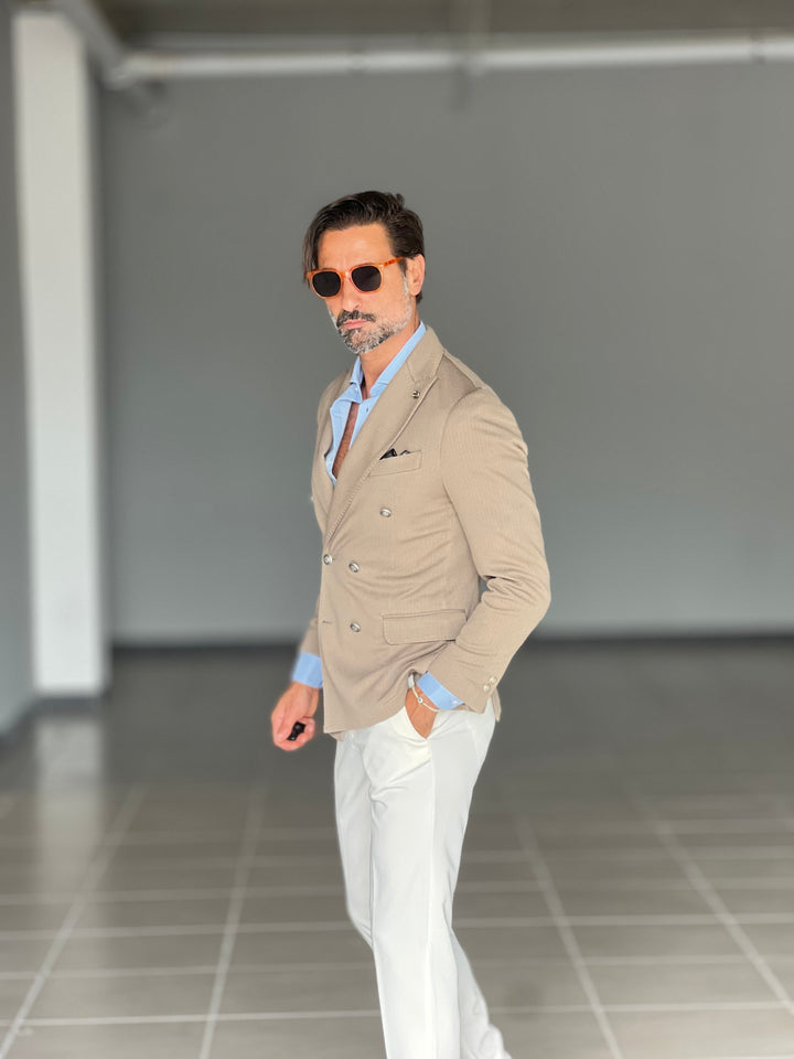 Mud-coloured jacket with honeycomb detailing