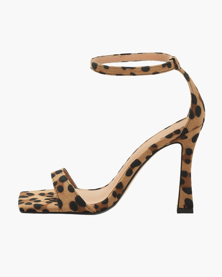Navira – Sandals with Thin Heels