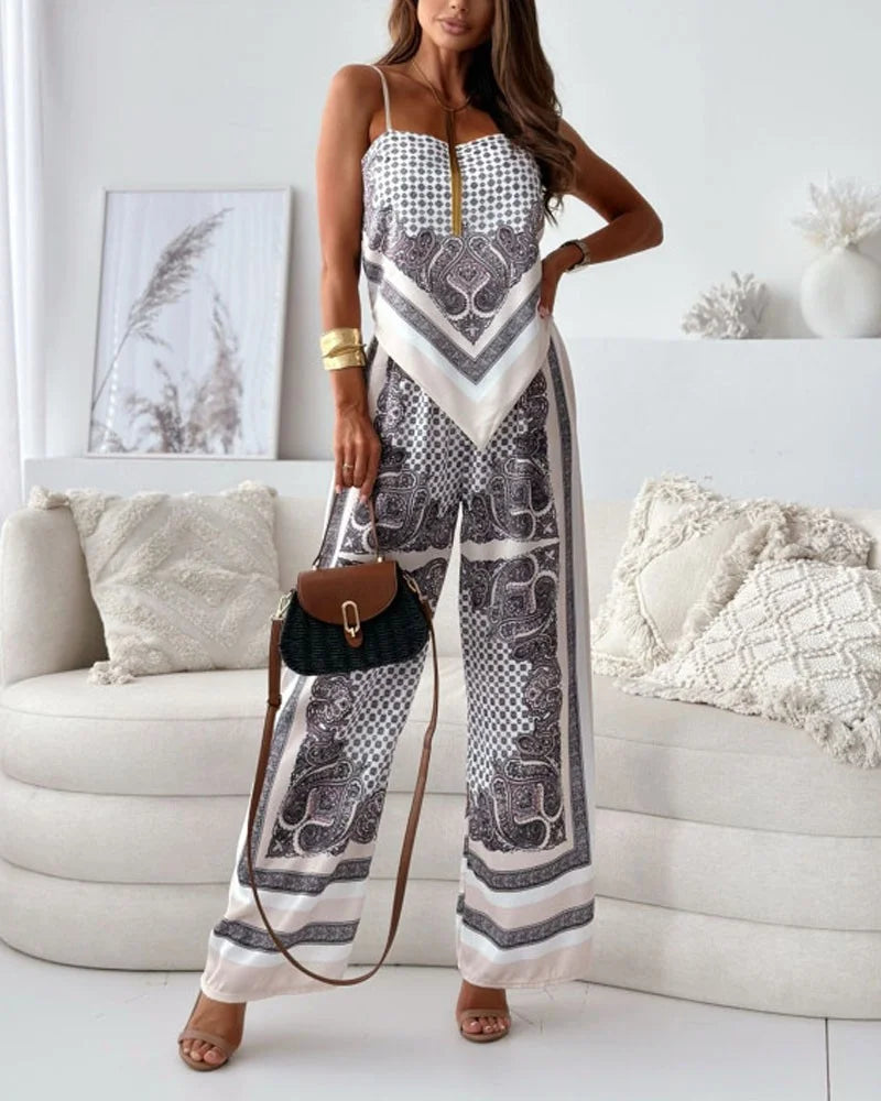 Alya | Elegant two-piece set with waistcoat and lace-up printed trousers