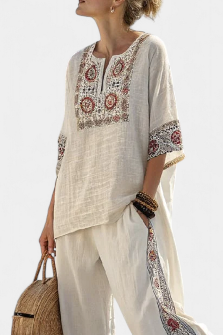 Daisy Mediterranean bamboo linen outfit with elegant red and green stripes